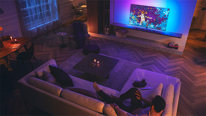 Kā pareizi novietot televizoru jebkurā telpā