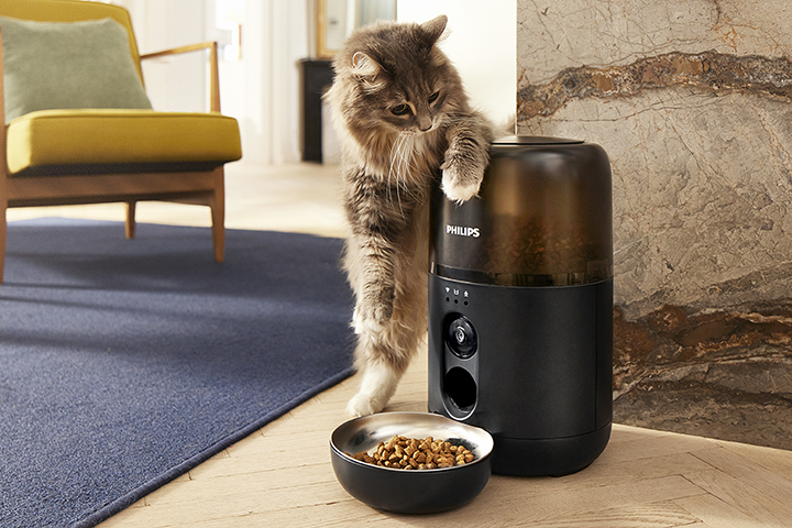 Pet sērijas reklāmkaroga video