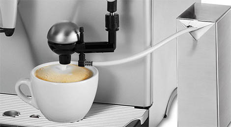 Saeco pirmais automātiskais piena putotājs Cappuccinatore (1996)